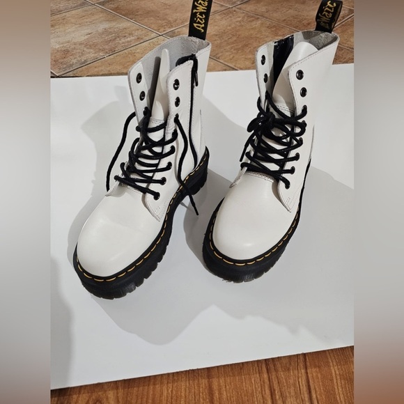 DR MARTENS JADON SMOOTH BOOTIE - Picture 9 of 9
